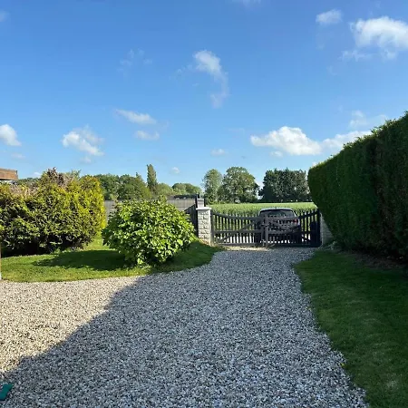 Holiday home Maison Bord De Mer, Equipee Amenagee Avec Jardin