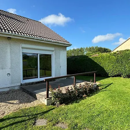Maison Bord De Mer, Equipee Amenagee Avec Jardin *