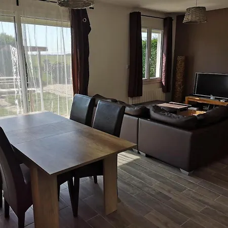 Maison Bord De Mer, Equipee Amenagee Avec Jardin *