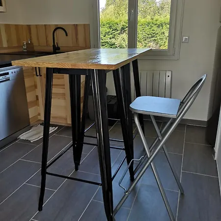 Maison Bord De Mer, Equipee Amenagee Avec Jardin Holiday home *
